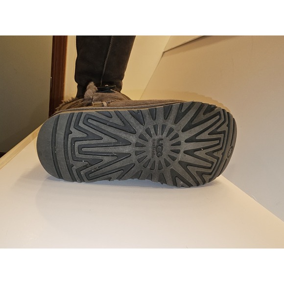 Uggs Grey Women's Tall Boots Size 6 - Picture 12 of 13